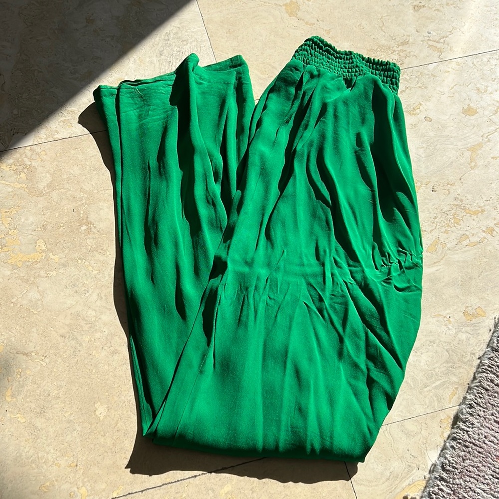 We wore what green beach pant - XS